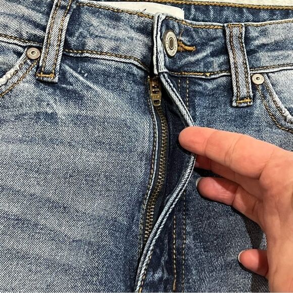 KanCan Distressed Skinny Jeans Size 3 - Picture 4 of 12